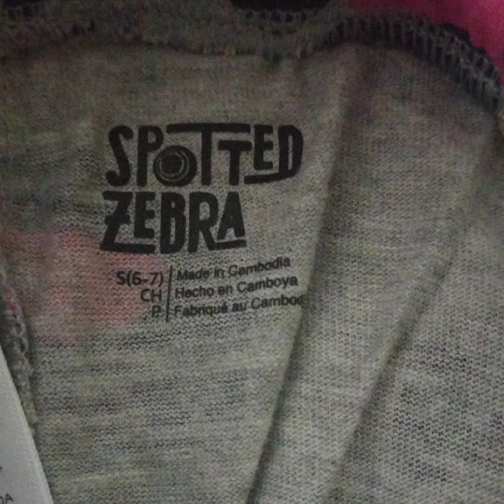 Vibrant Spotted Zebra Kids Shorts – Multicolor Pattern, Size 6/7 - Picture 3 of 5